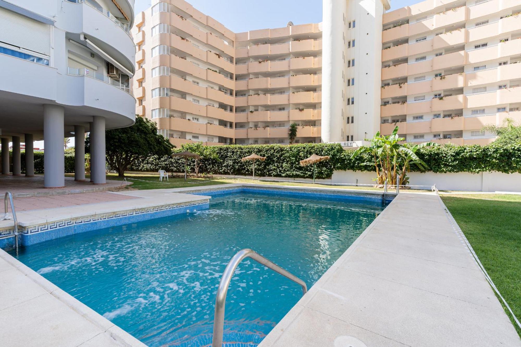 Blonzu Dominicana Fuengirola Exterior foto