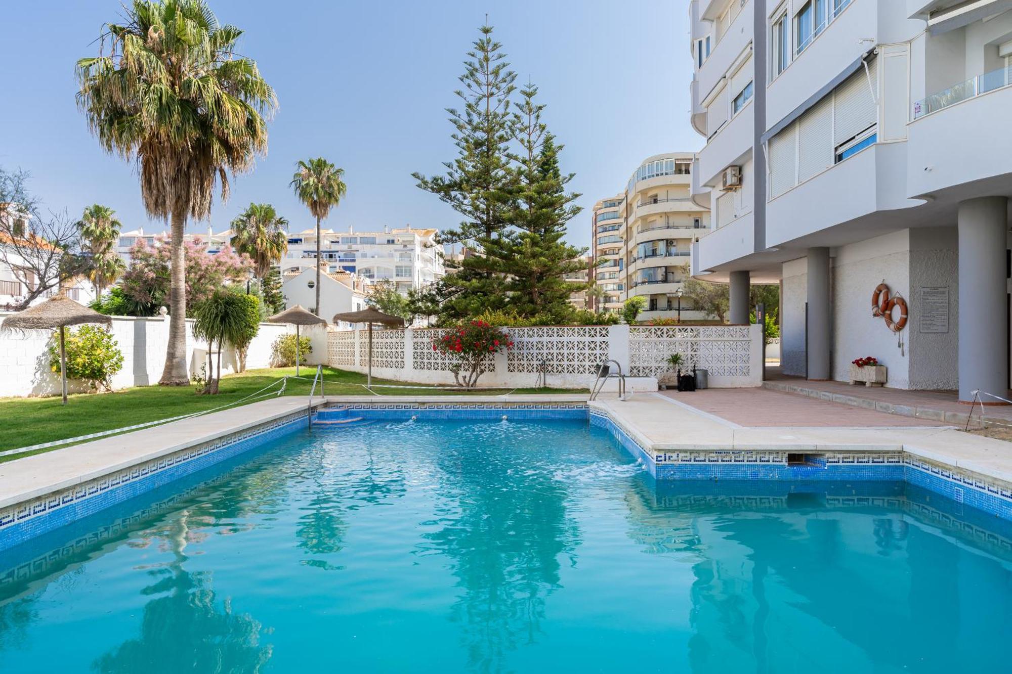 Blonzu Dominicana Fuengirola Exterior foto
